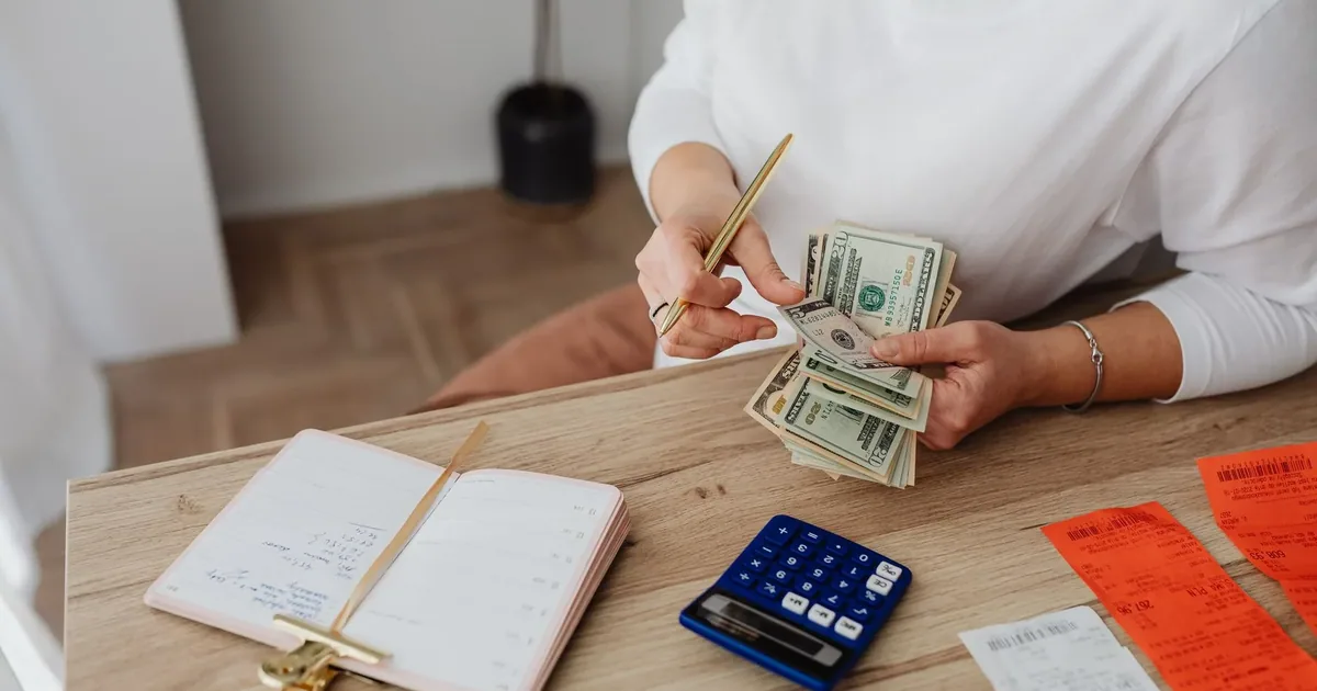 Bütçe Nasıl Yapılır? Aylık Bütçe Tablosu ve 50/30/20 Kuralı Rehberi