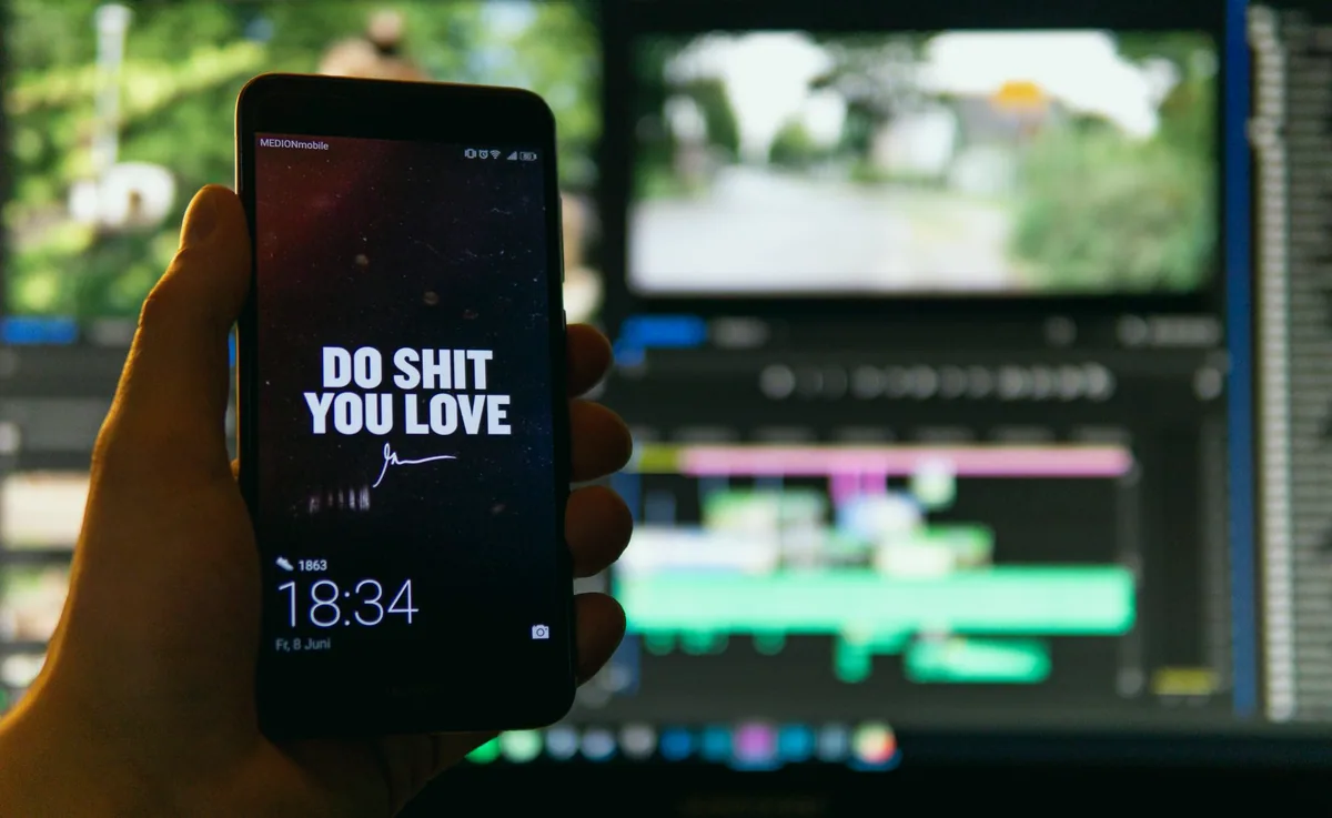 Telefonda altyazılı dikey video