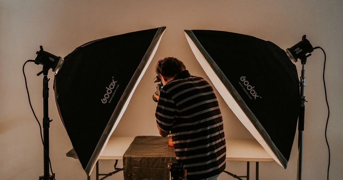 Yapay Zekâ Fotoğraf Promptları: Gerçekçi Görsel İçin Kalıplar ve Mantığı