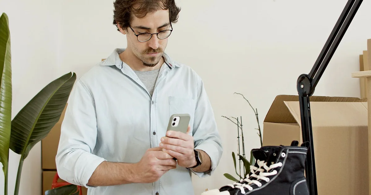 Yapay Zekâ ile E-Ticaret: Açıklama, Fotoğraf ve Müşteri Hizmetinde Kullanım