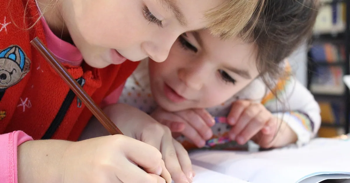 Çocuklar İçin Kodlama: Scratch, Oyunlar ve Yaşa Göre Başlangıç Rehberi